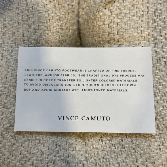 Vince Camuto Azori Slide Sandals - made of baby sheep leather - Picture 2 of 9